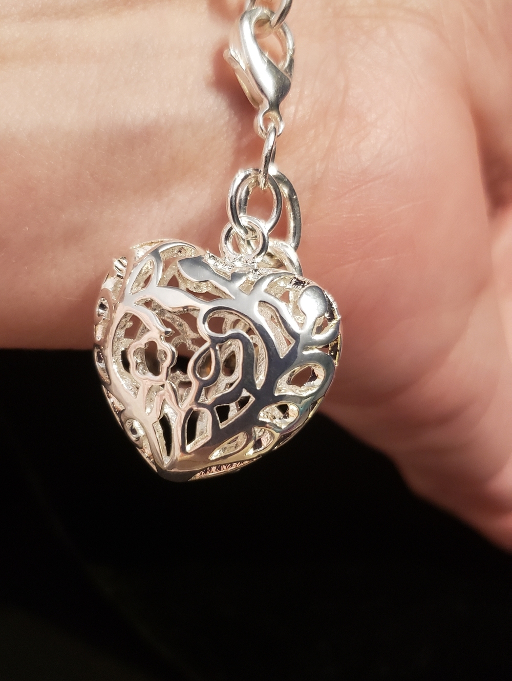 Silver Link Bracelet W/open Silver Heart Charm, 7", New, NWOT - Picture 4 of 5